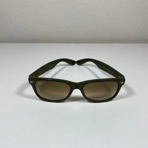 Ray-Ban Sunglasses; Matte Green